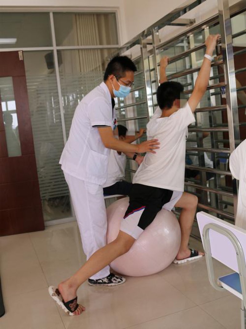 现代生活中的腰椎病：挑战与应对
